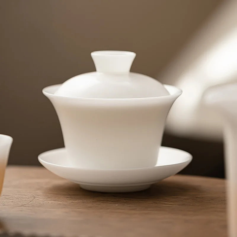 gaiwan white porcelain 150ml — angle 3