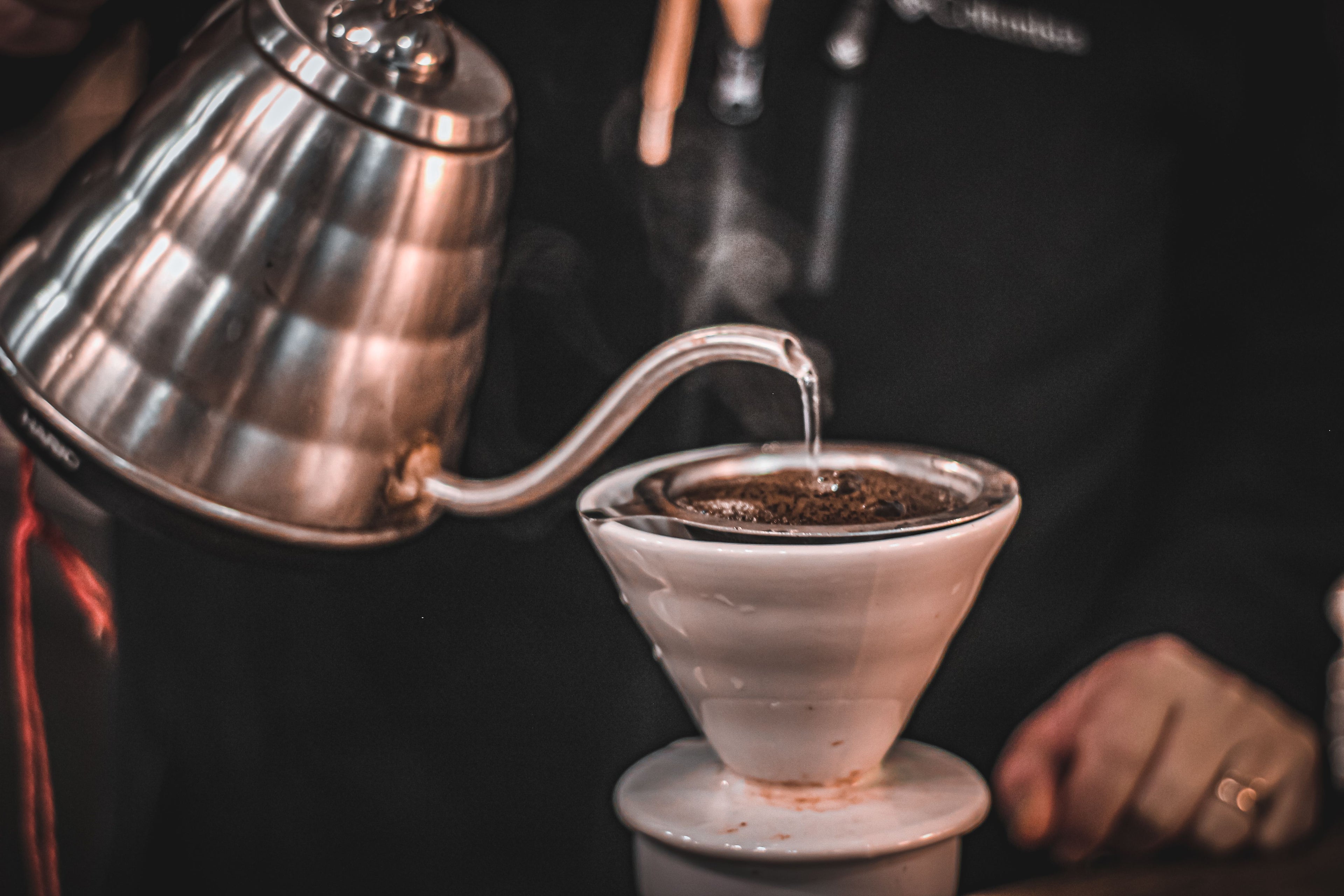 Gooseneck kettle — angle 1