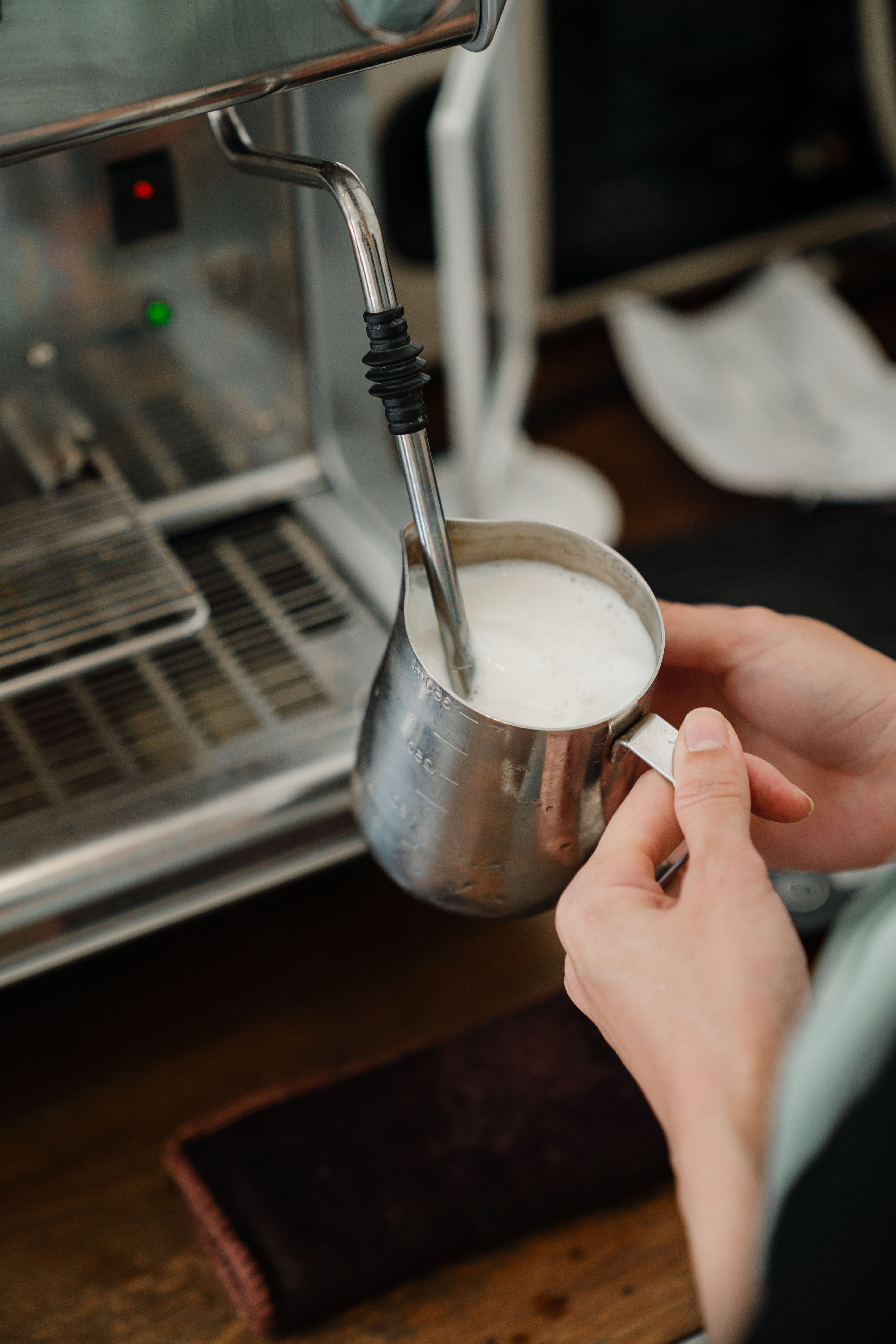 Milk pitcher brushed — angle 4
