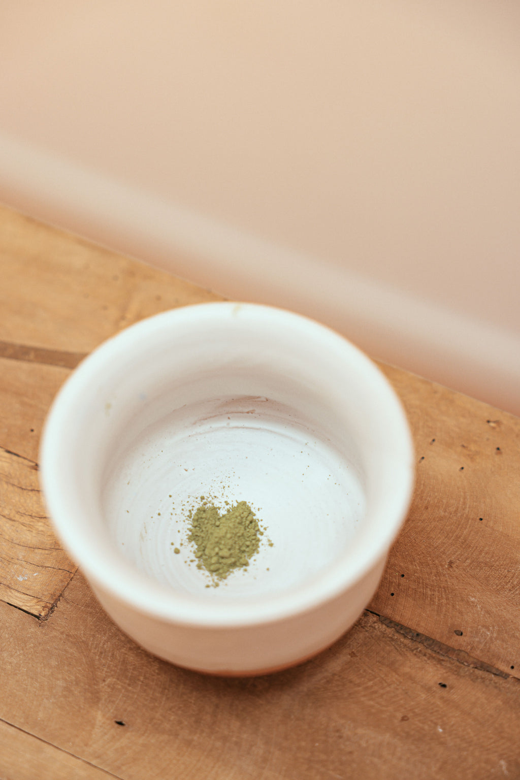 Matcha bowl ceramic — lifestyle 3